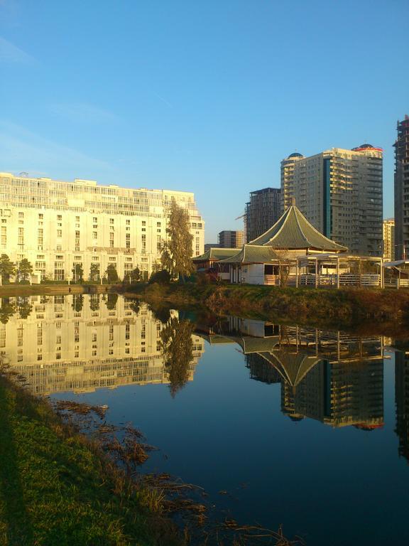 Apartment Miracle บาทูมิ ภายนอก รูปภาพ