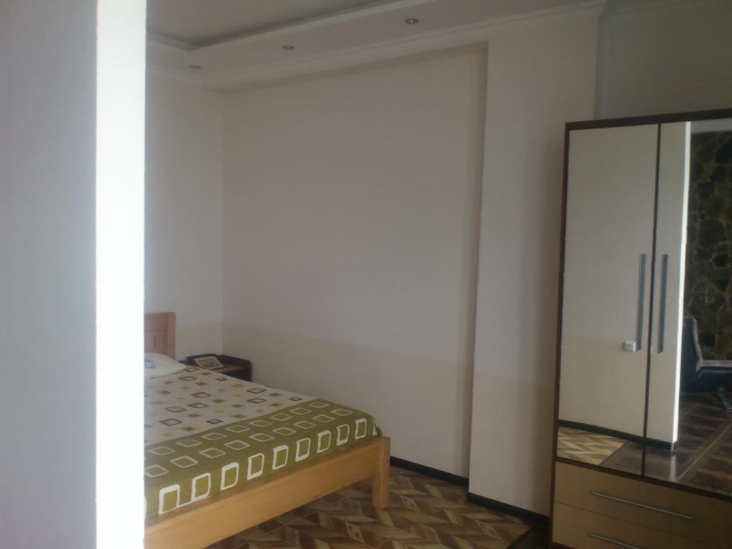 Apartment Miracle บาทูมิ ภายนอก รูปภาพ