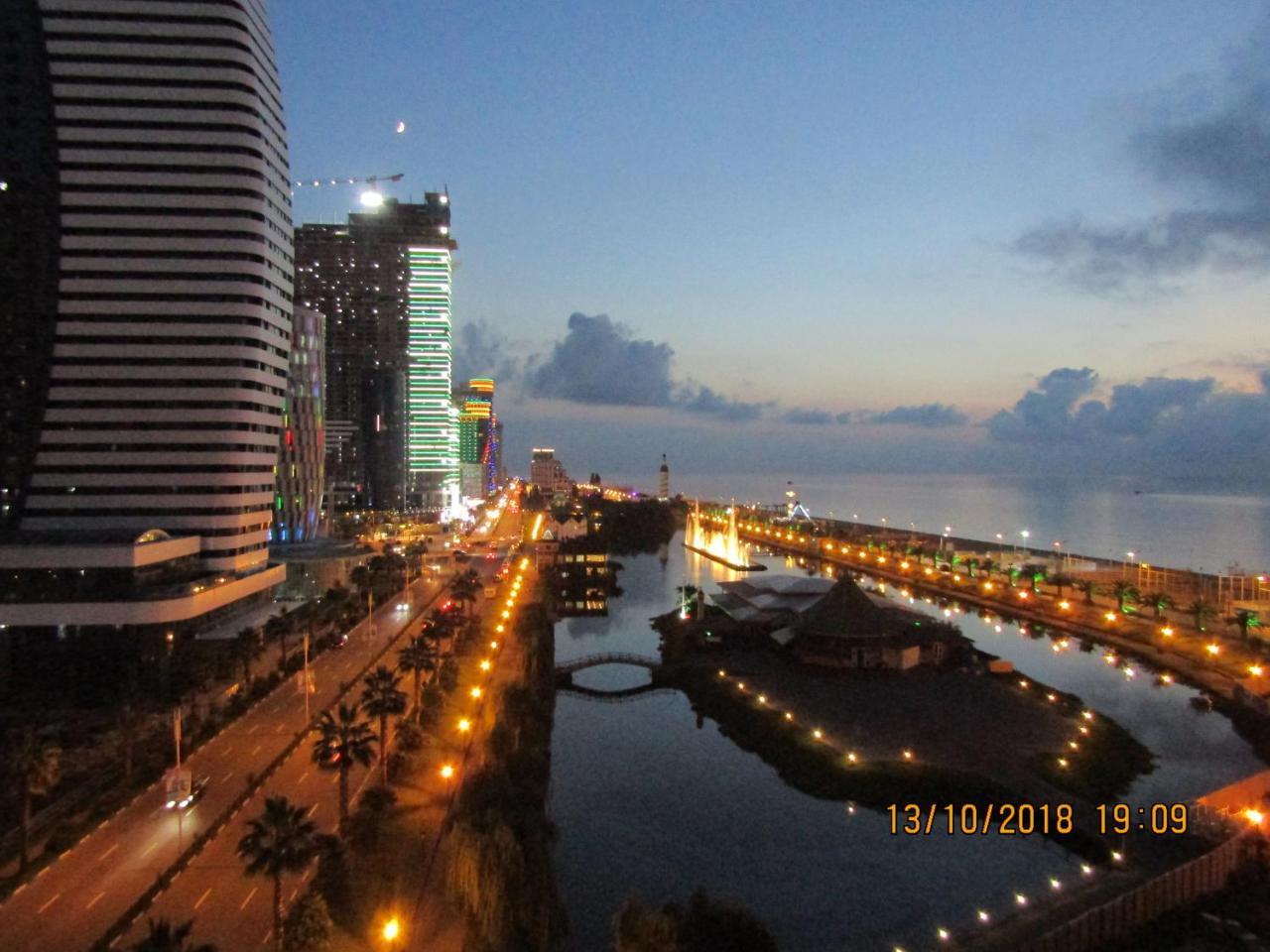 Apartment Miracle บาทูมิ ภายนอก รูปภาพ