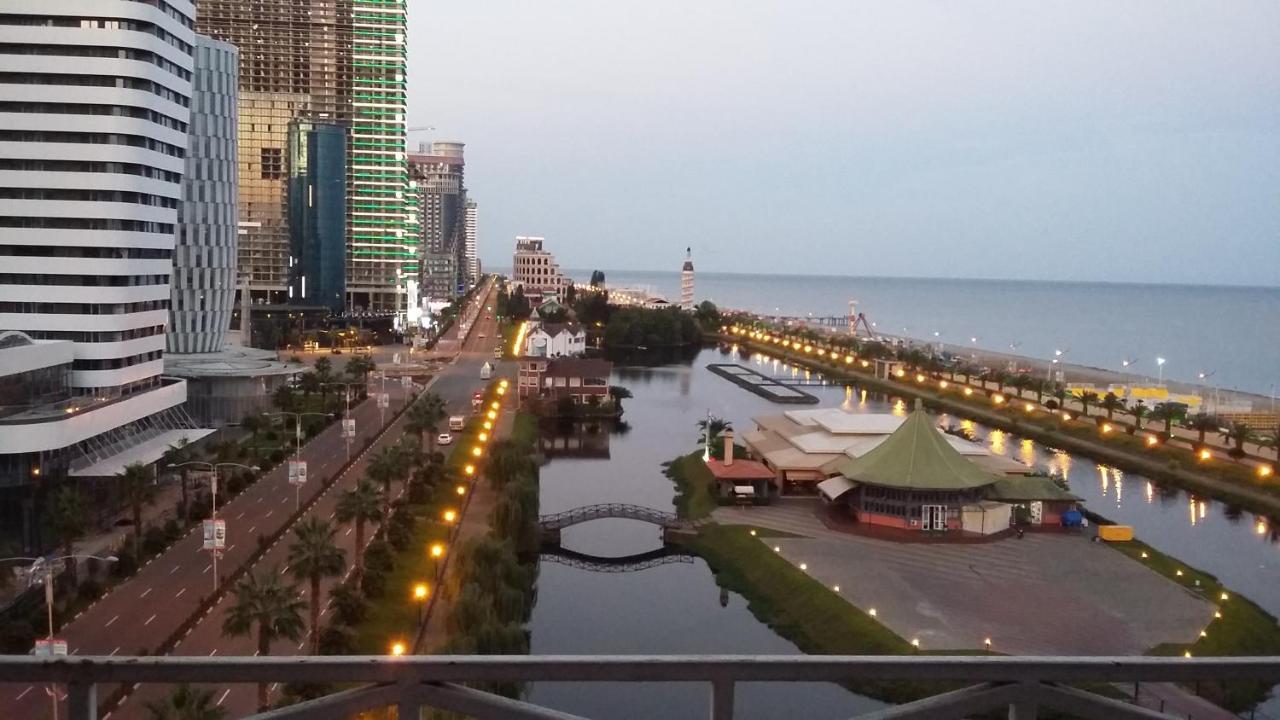 Apartment Miracle บาทูมิ ภายนอก รูปภาพ